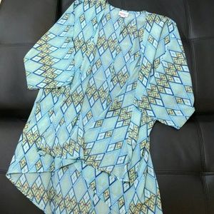 Light and airy LuLaRoe Lindsay